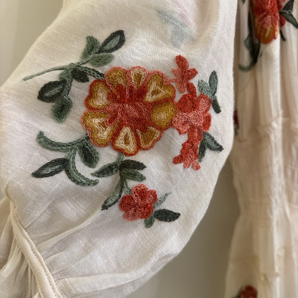 SOLD Anthropologie Cream Floral Embroidered Dress - Picture 3 of 6